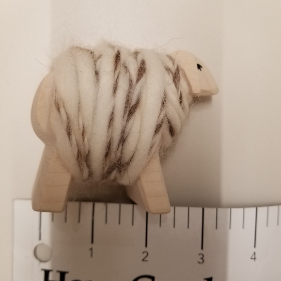 Sheep Pin and Toy - Picture 9 of 9
